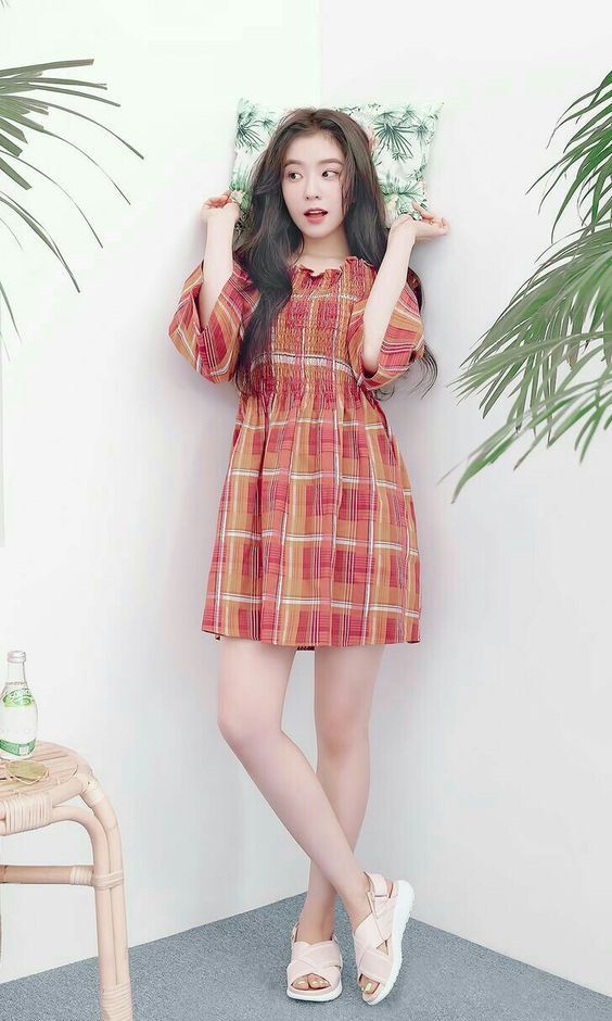 open lace back dress Poster main image 1