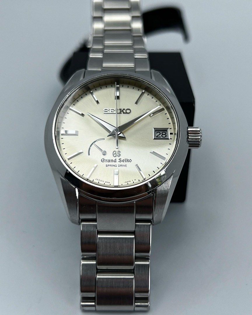2015 Grand Seiko SBGA083 Spring Drive Champagne Dial 39mm Men s Fashion Watches Accessories Watches on Carousell