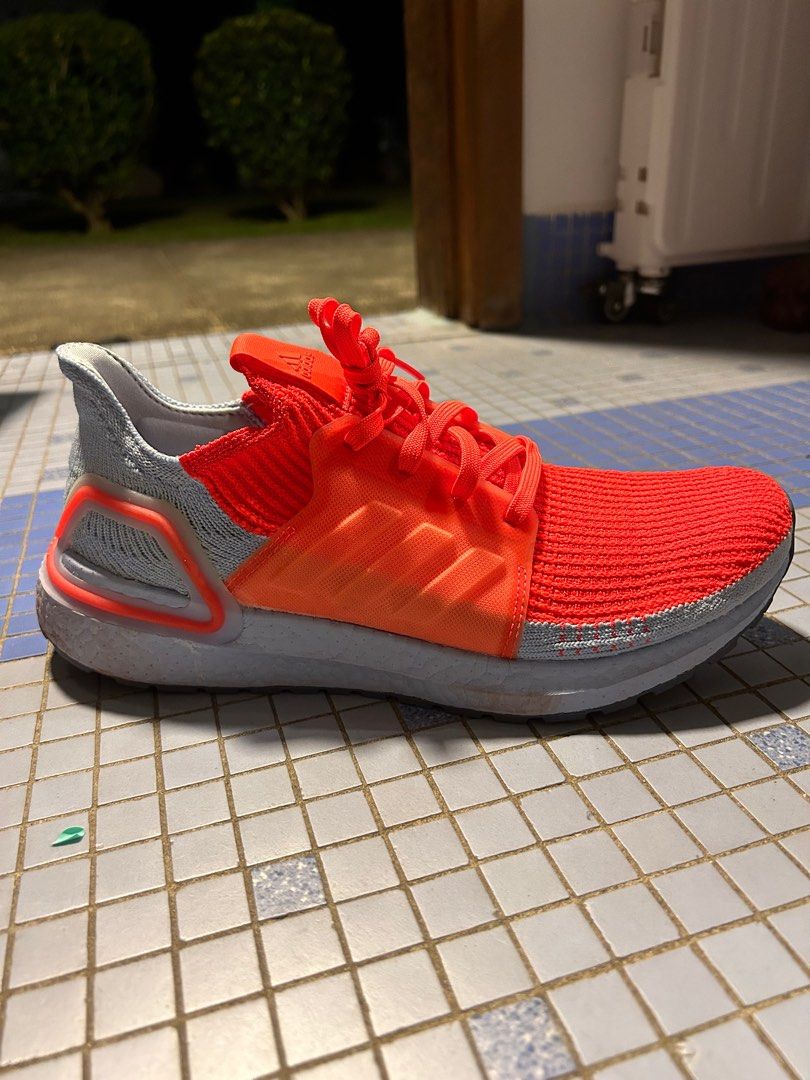 Ultra boost 19 best sale solar red glow blue
