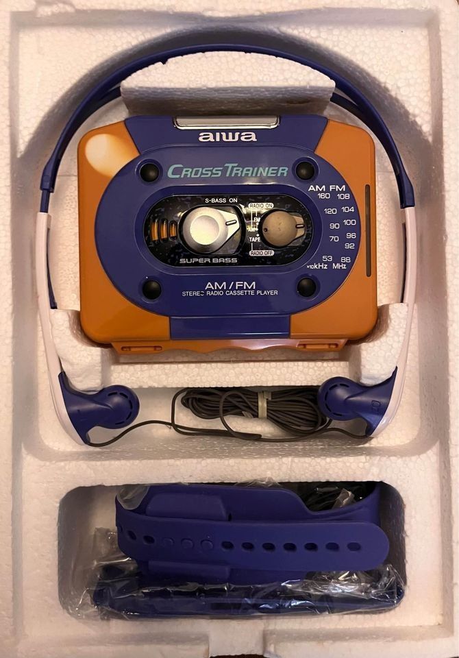 Aiwa sport discount