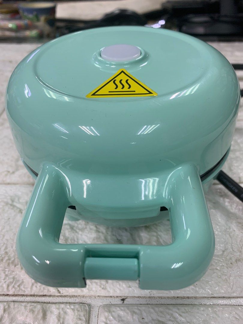 Anko Mini Waffle Maker -220volts W Issue (Category: Coffee Machines & Makers) located in Pasay City. Submitted by ayinong168 (Listing ID 1281461486, Image 2). Description: Item is in excellent condition working, -220volts with issue pls see attached photos for reference .