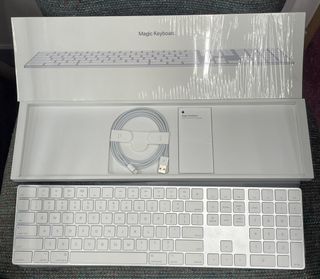 Apple Magic Keyboard with Numeric Keypad63007517626370110
