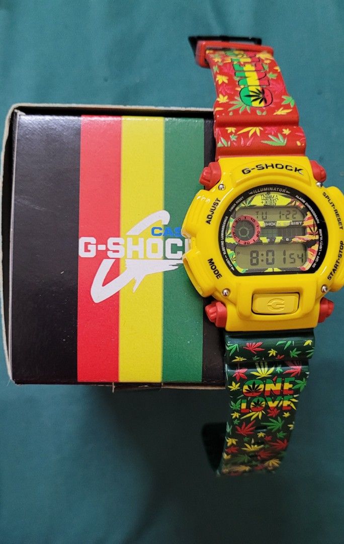 AUTHENTIC G SHOCK DW9052 RASTA USED Men s Fashion Watches