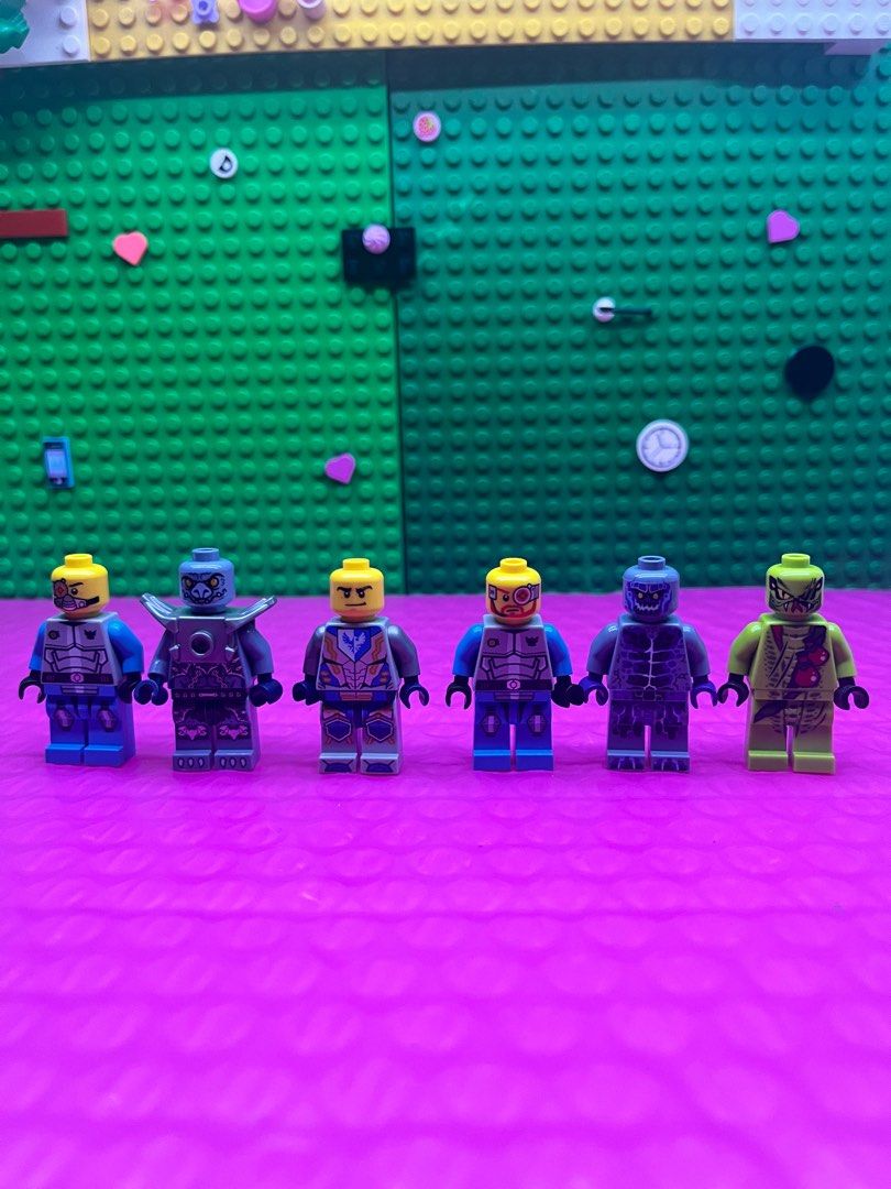 Authentic store lego minifigures