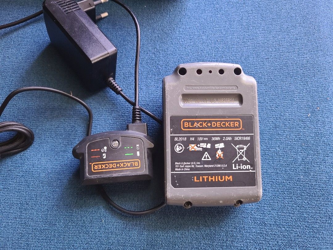 Black and decker best sale bl1518 battery charger