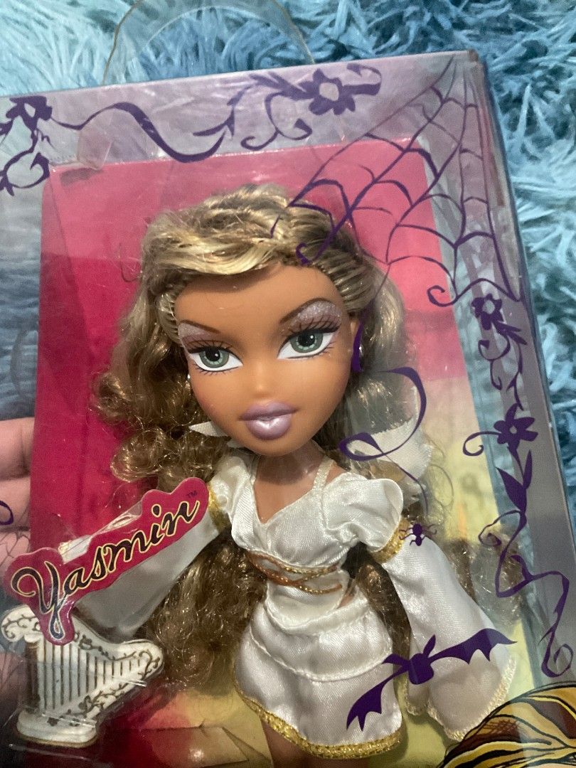 MGA Entertainment - Bratz - Bratz Costume Party Angel - Yasmin