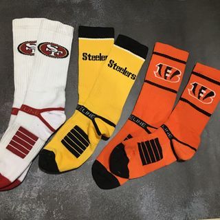 Bundle iconic socks