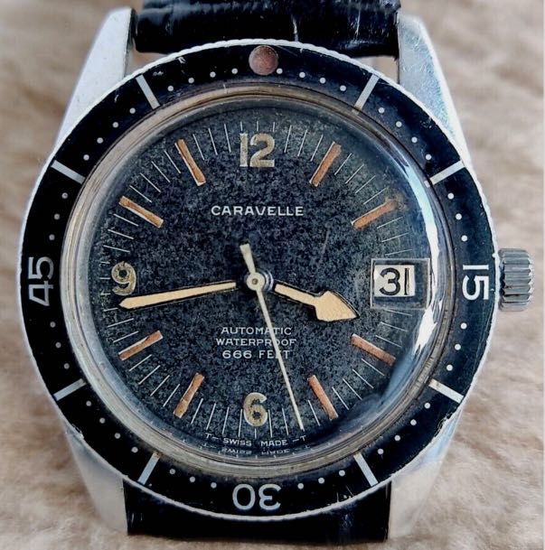 Caravelle sea hunter top