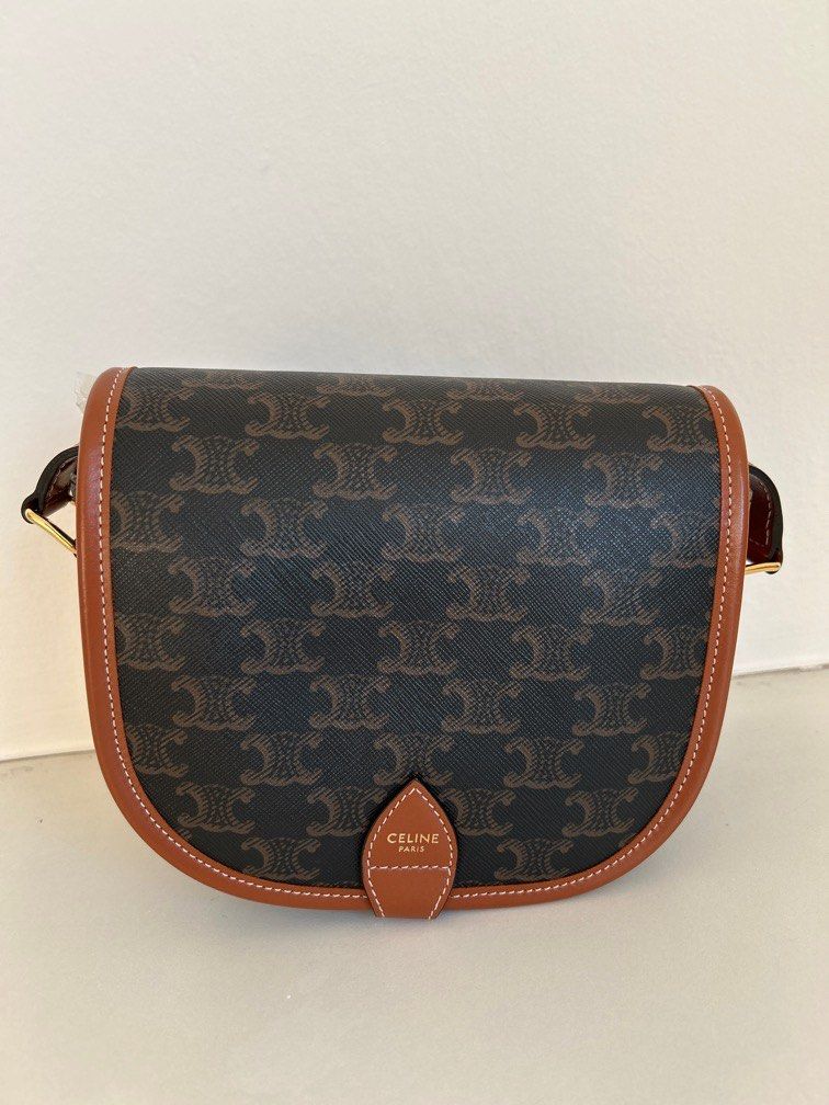 Celine folco triomphe online