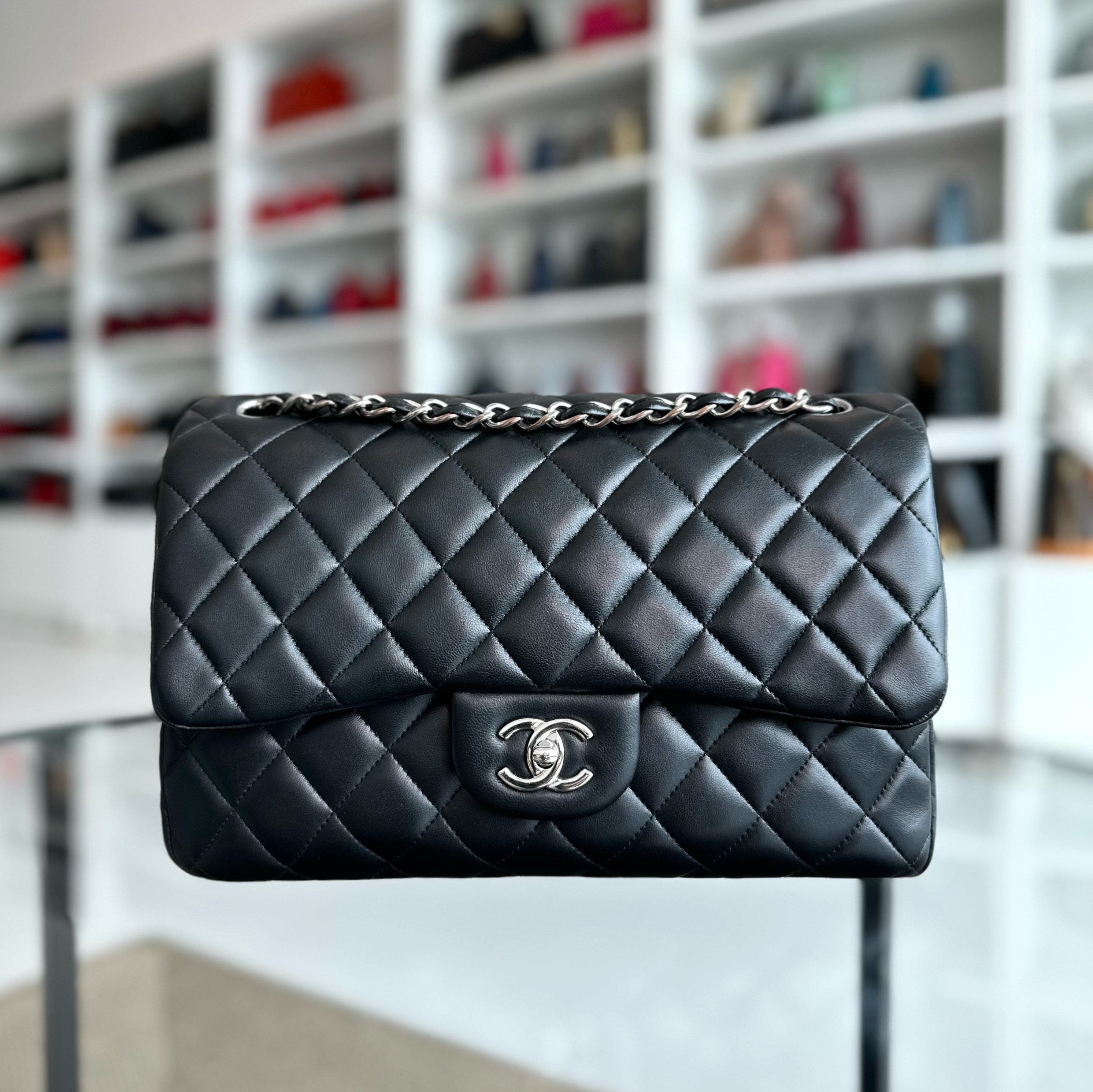 Chanel jumbo lambskin sales