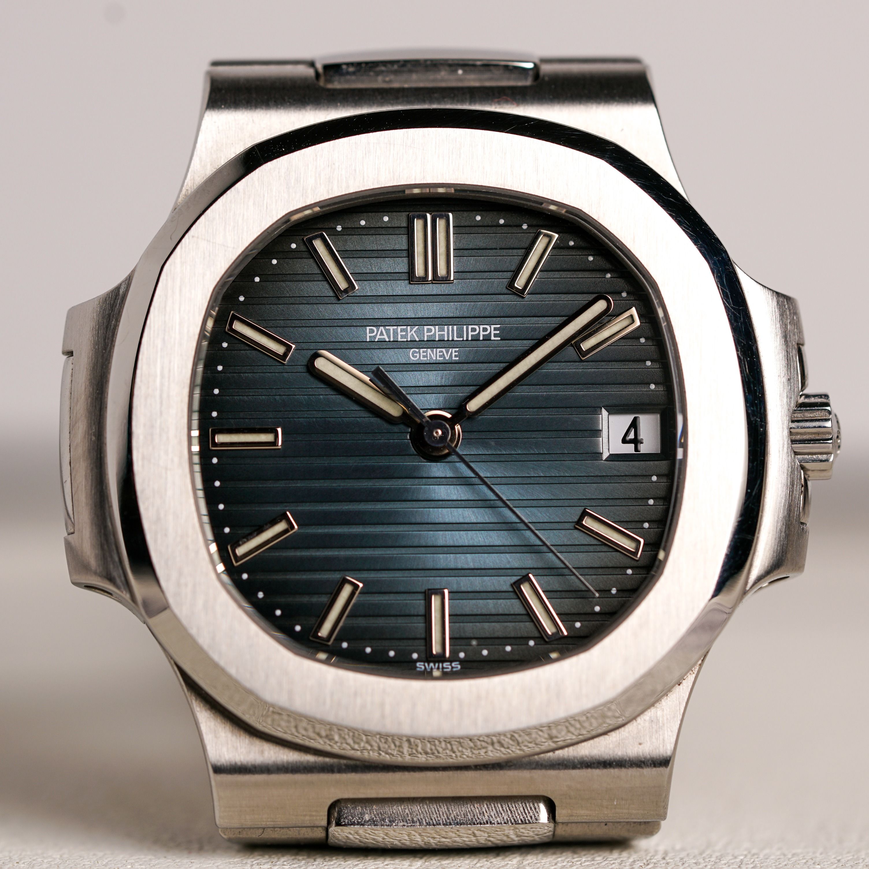 CHEAPEST LNIB Insanely Mint 5800 1A 001 Luxury Watches on
