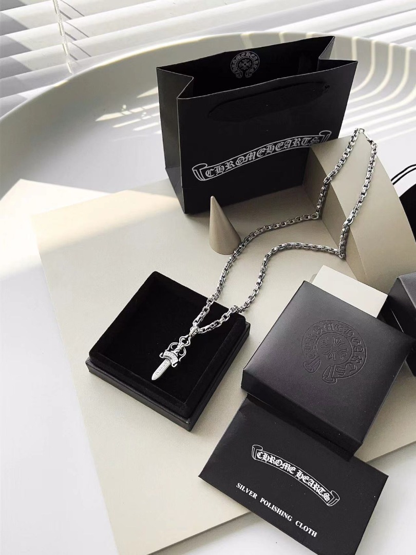 Chrome hearts letter top pendant