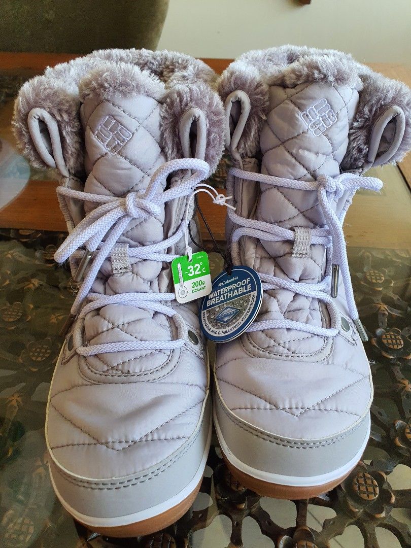 Columbia heavenly shorty snow boot hot sale