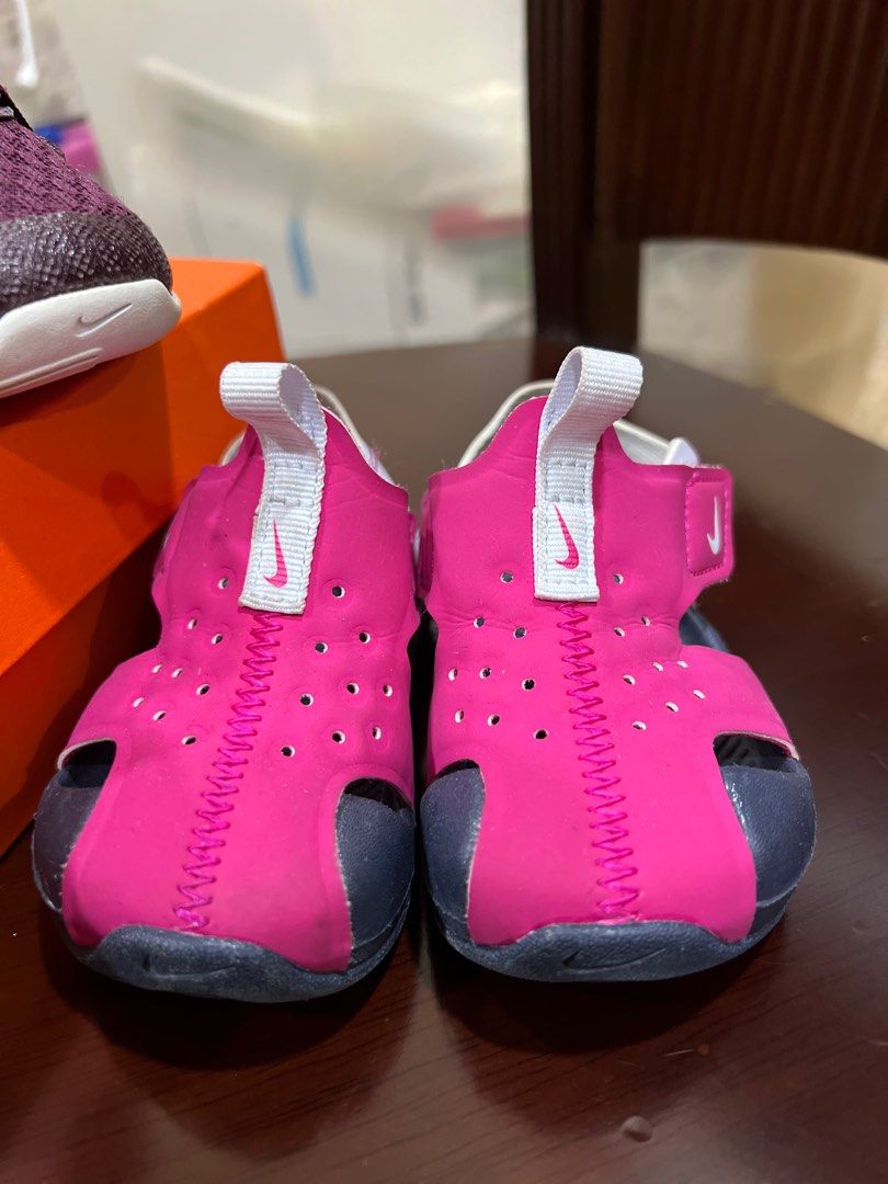 Nike sandals outlet 4c