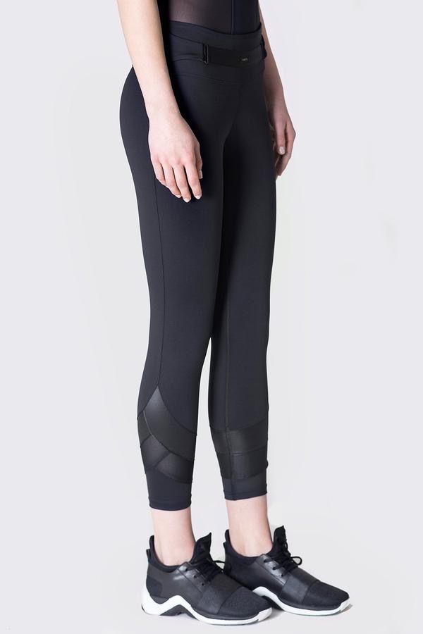 Daquini activewear top