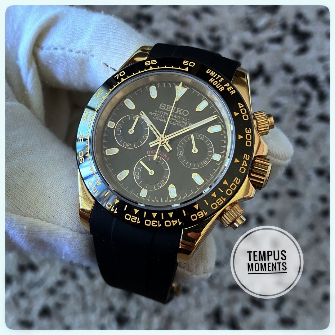 Gold chronograph top watch