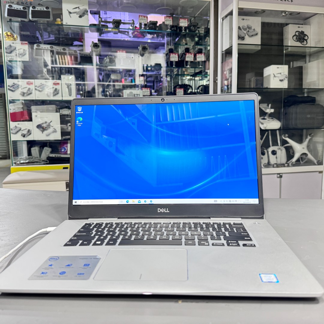 Dell inspiron 15 P70F i7-8550U 8+128GB+1000TB 香港行完美靚機換新電池比你鋪頭開單保障全原裝正品 ...