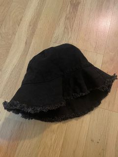 (Category: ) located in . Submitted by _patrixialee (Listing ID 1281594877, Image 1). Description: .