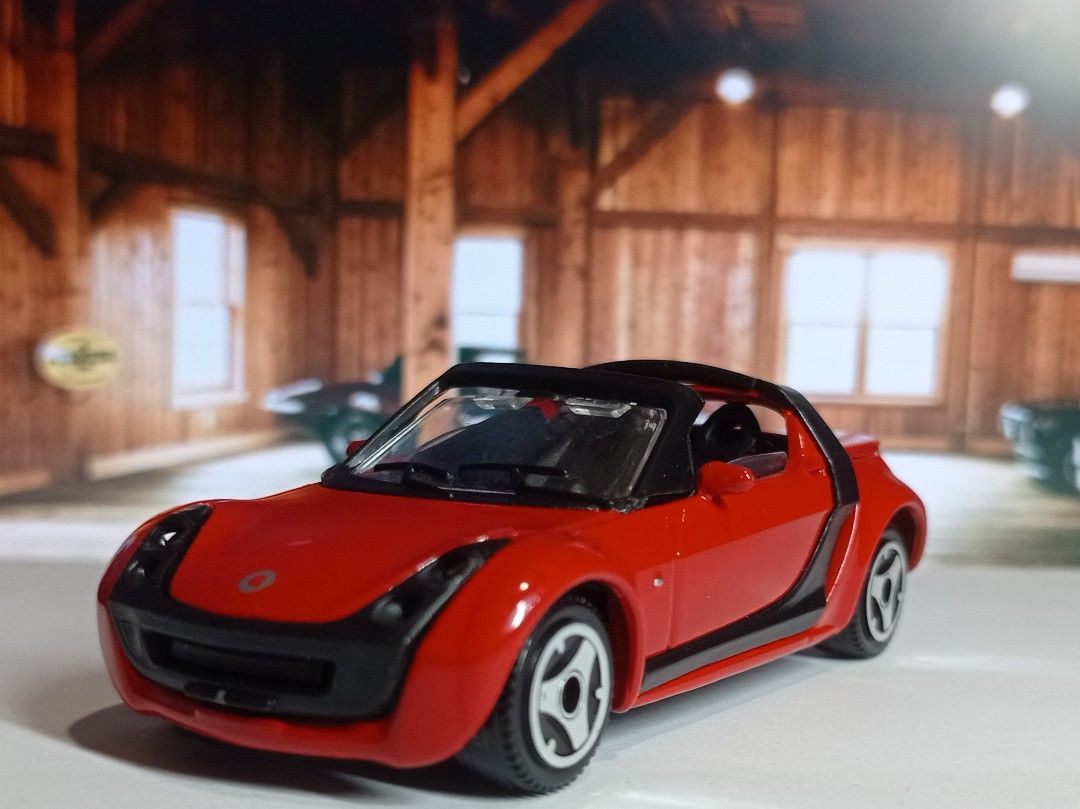 Diecast car 1:43 Smart Roadster, Hobbies & Toys, Toys & Games on