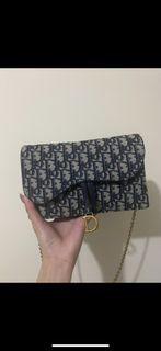 （分類：）位於 。 由 odd.cherrichan 提交（商品編號 1281590021，圖片 1）。簡介： 。