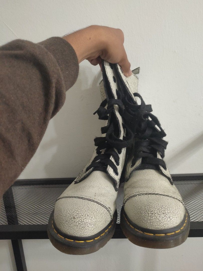 Dr martens clearance aimilita boots