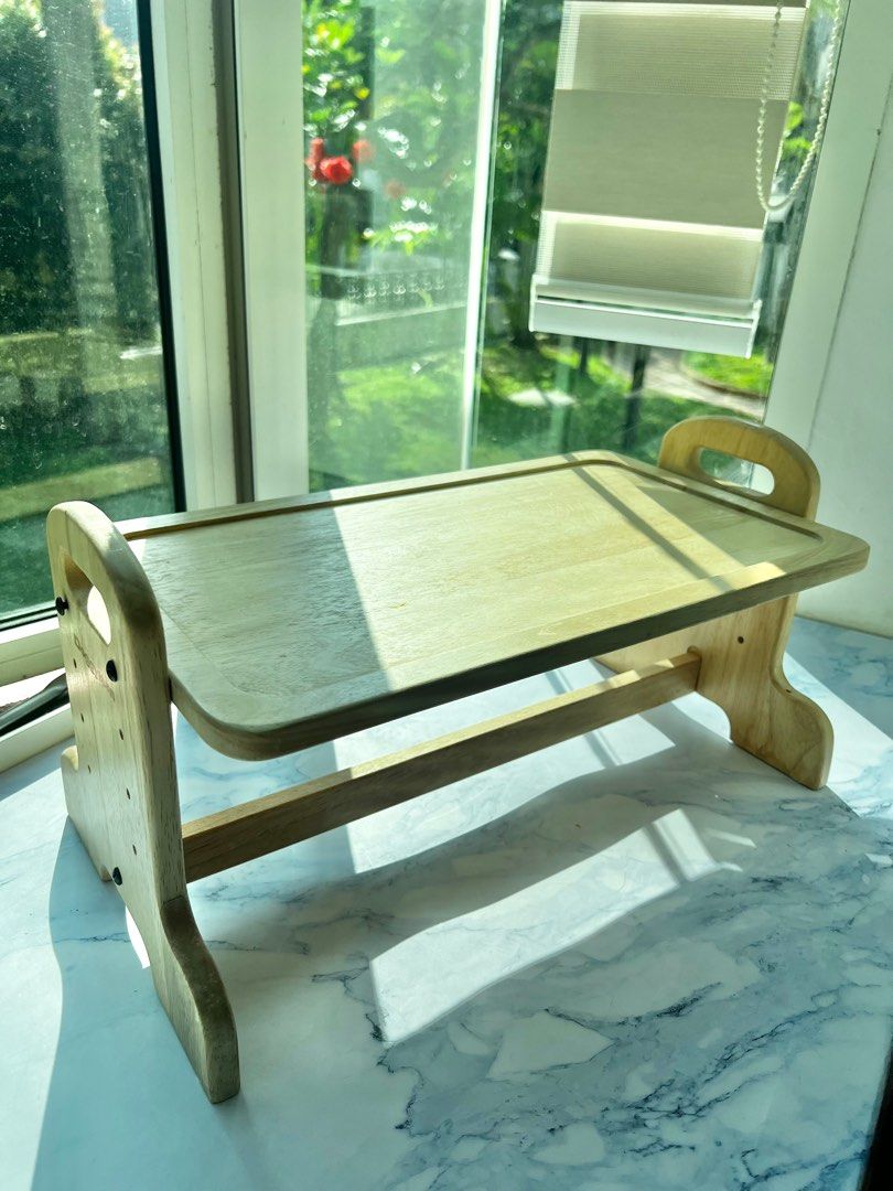 Elevated pet dining best sale table
