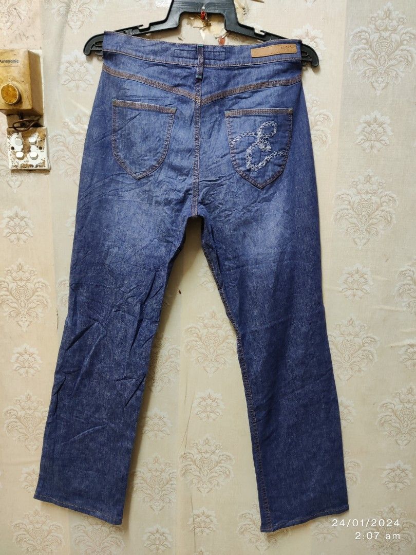 Escada Sport Jeans  Clothes design, Lucky brand jeans, Escada sport