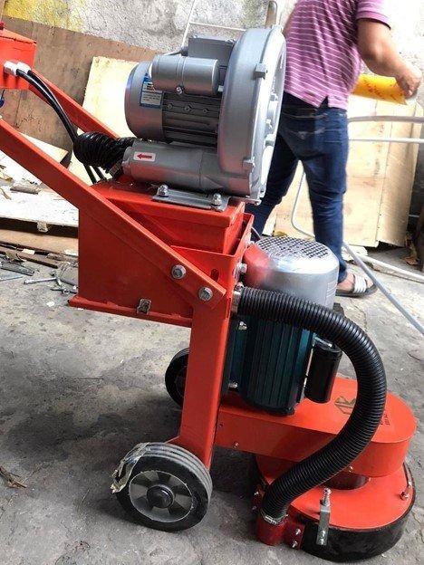 Floor Grinder concrete grinder machine (Category: Construction Tools & Equipment) located in Caloocan City. Submitted by chrisultim10753 (Listing ID 1281439935, Image 3). Description: Weight 130 KGS 286 LBS Voltage 380 V 380 V Power 3 KW 4 HP Levelling Depth 1-3 mm 0.25-0.76 in Cleaning Path 380 mm 96.4 in Dust Collection Power 0.75 KW 1 HP Dust Collection Capacity 17 L 3.74 Gal Dust Collection Power 0.75 KW 1 HP Production 3-5 m 2 /min Warranty 