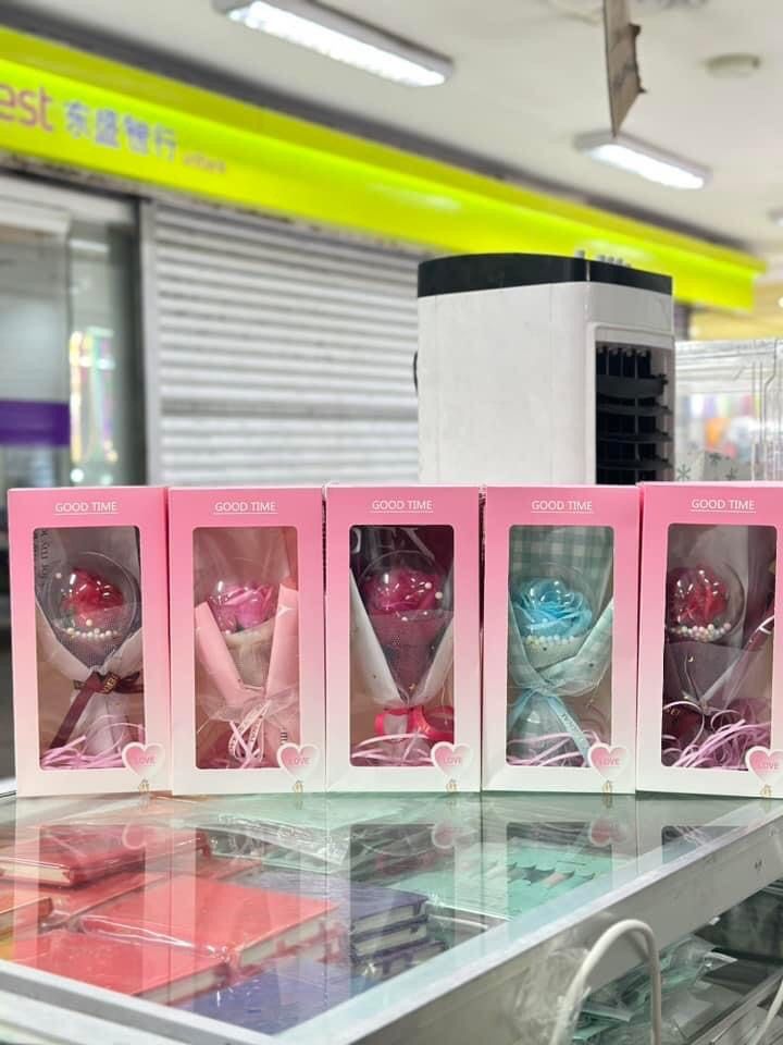 Flower for Valentine (Category: Flowers & Bouquets) located in Cainta. Submitted by iubelle (Listing ID 1281614604, Image 3). Description: .