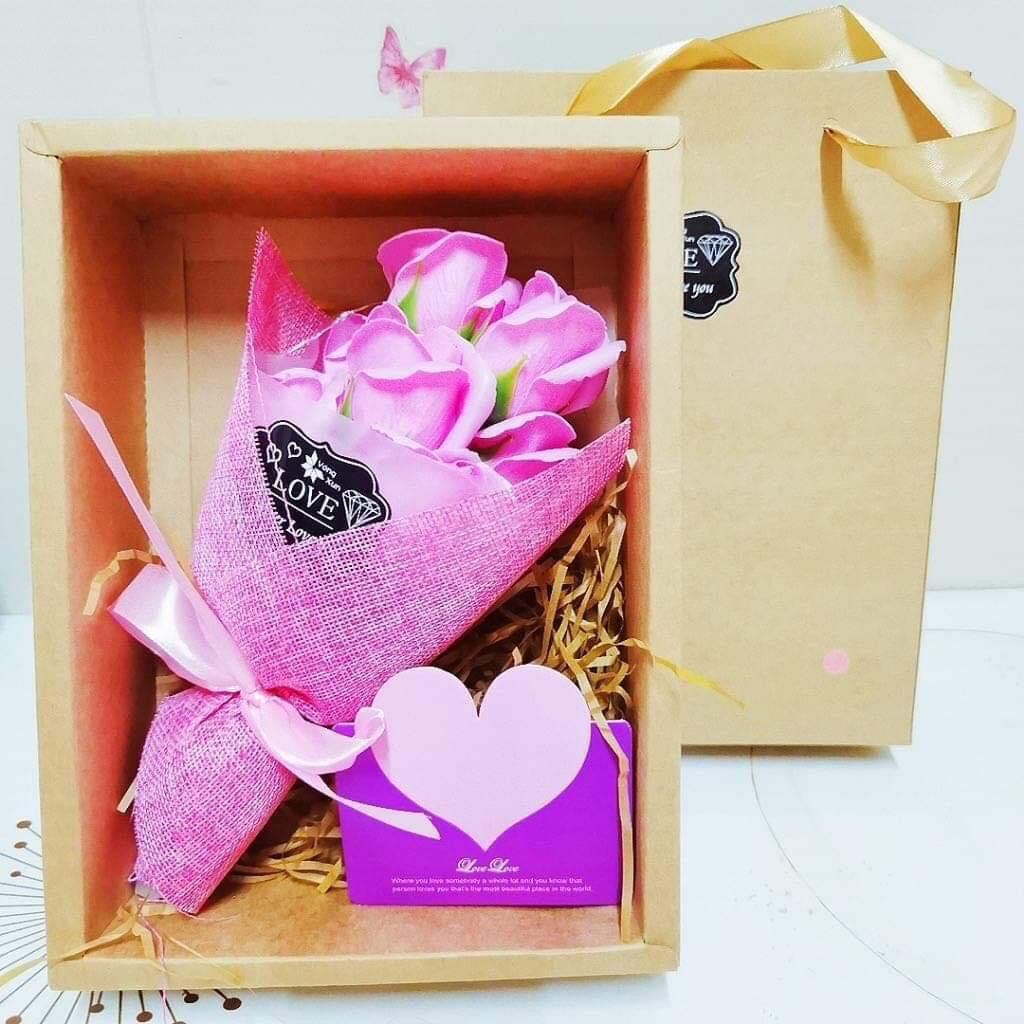 Flower Valentine Special (Category: Flowers & Bouquets) located in Cainta. Submitted by iubelle (Listing ID 1281556035, Image 2). Description: .