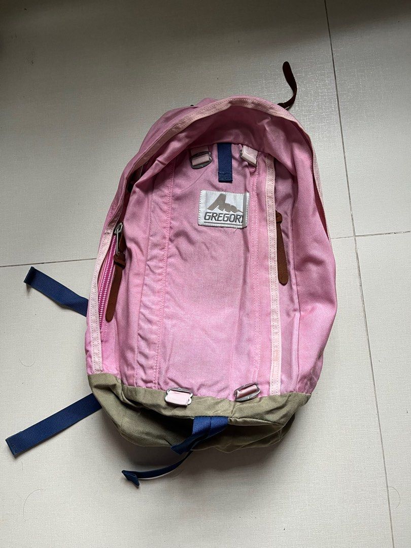 Gregory backpack （分類：背包）位於 Hong Kong。 由 cmhang5 提交（商品編號 1281449042，圖片 1）。簡介： 現況出售。