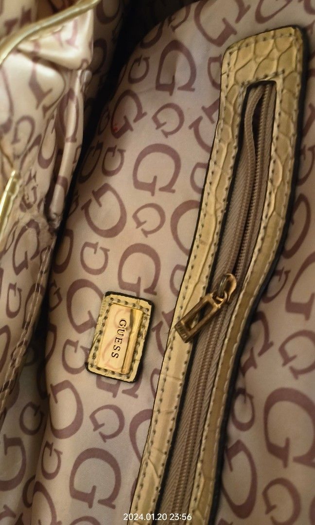 Guess Handbag Original Vs Fake Shoulder Bag Fake Vs How To Know If