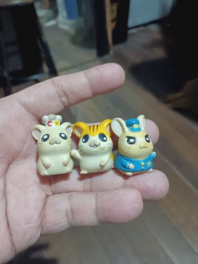 Hamtaro figure (Category: Designer & Blind Box Toys) located in Quezon City. Submitted by toys_r_here (Listing ID 1281613800, Image 1). Description: As is po 45 each Pa check nlng ng condition sa pics What you see is what you get haggle pwede PM ME FOR MORE QUESTIONS First to pay gets the item ship pwed din Qc area near quezon ave. Payment pwede bdo bpi.