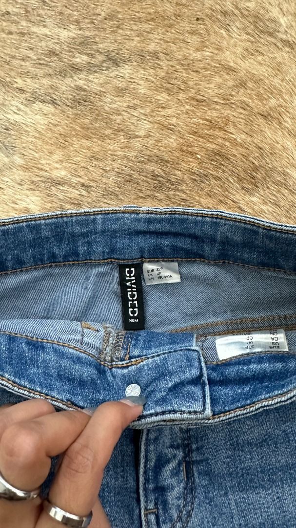H&m divided skinny jeans top