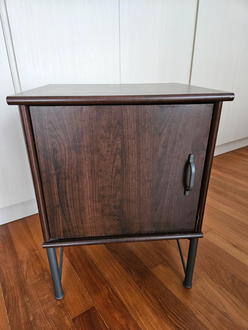 Ikea musken best sale bedside table