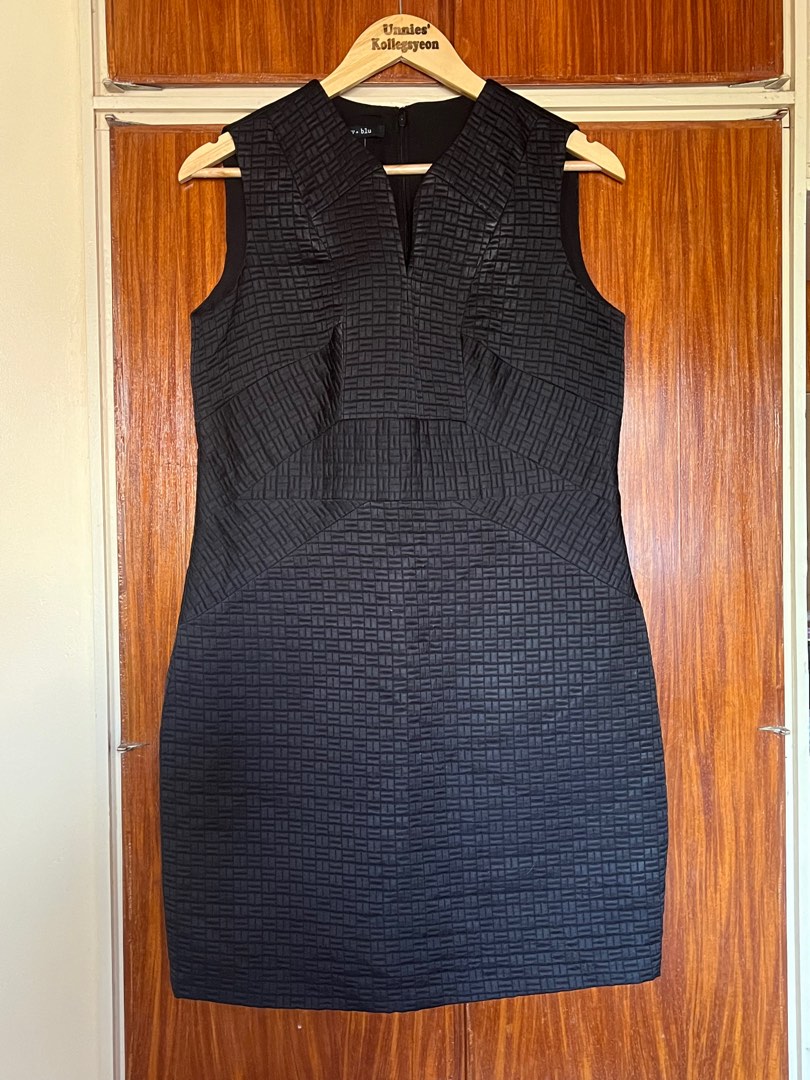 IVY BLU BLACK SLEEVELESS DRESS SIZE 8