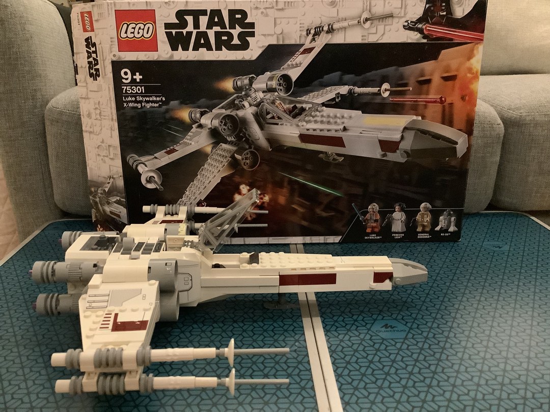 LEGO 75301 Luke Skywalker's X-wing Fighter review