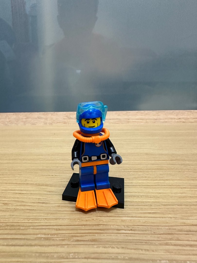 Lego Minifigures 8683 Series 1 Deep Sea Diver Hobbies Toys
