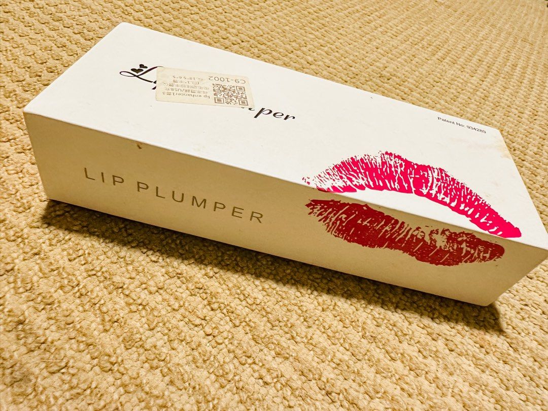 Lip Plumper Tool (Category: Makeup) located in Manila. Submitted by martinezabby (Listing ID 1281620050, Image 1). Description: Like new. Complete with box and accessories. RFS: Decluttering.