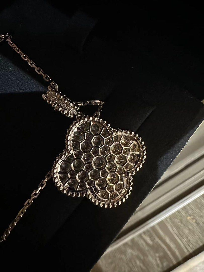 Alhambra long cheap necklace
