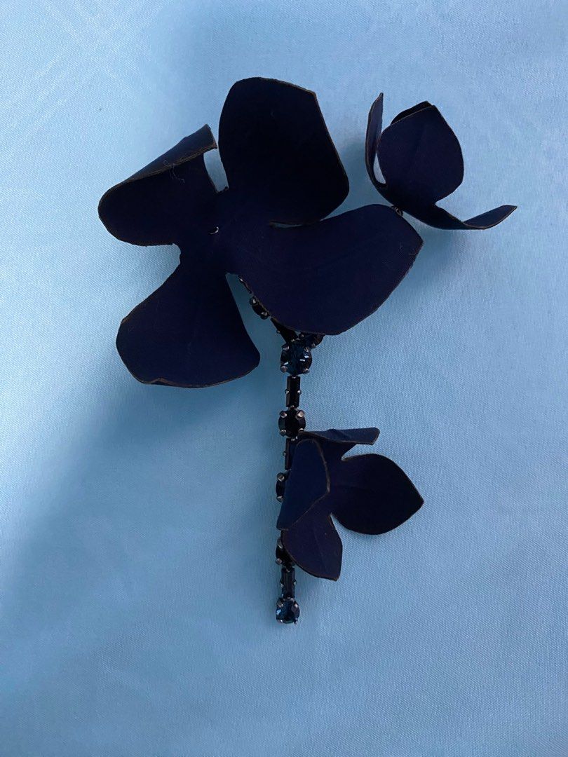 Marni brooch sale