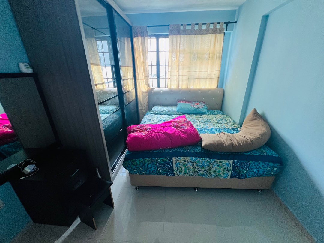 Master room available for rental 334d Yishun Street 31 Yishun Riverwalk