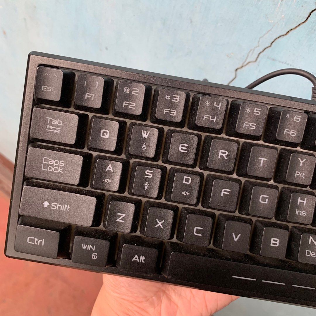 Mechanical floating keyboard 61-key with gaming RGB light, Mechanical ...
