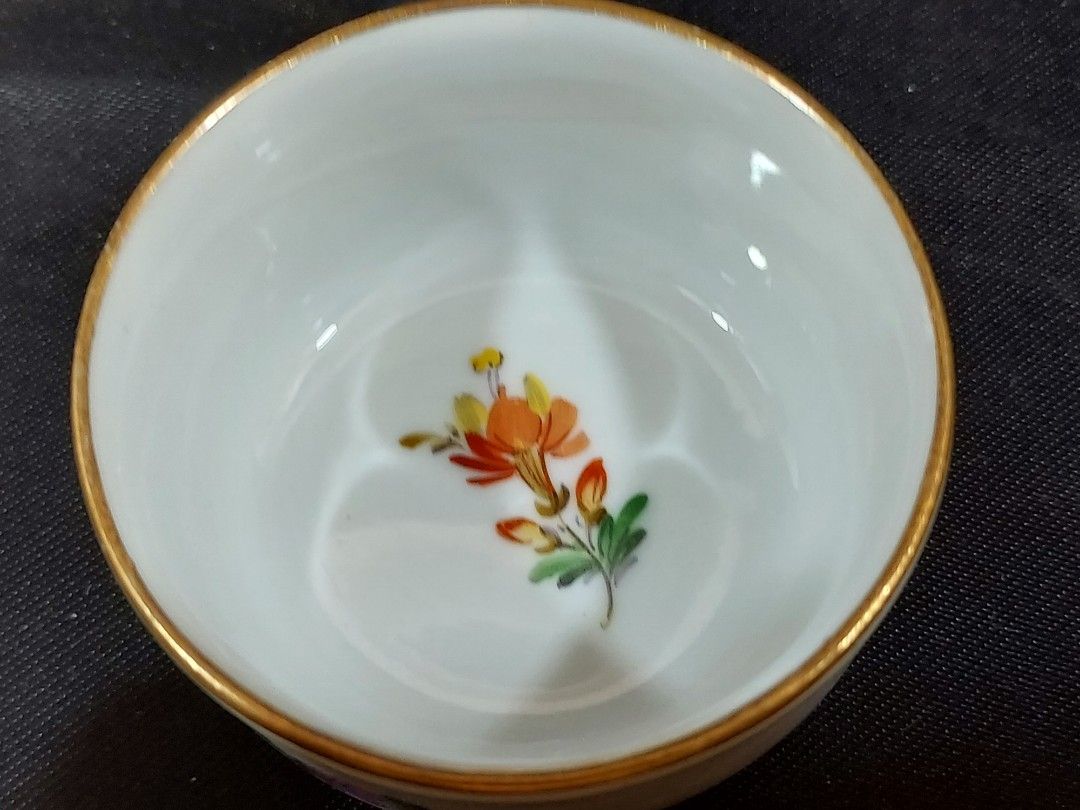 Meissen Pfeiffer Time 1924-1934 (Category: Vases & Decorative Bowls) located in General Santos City (Dadiangas). Submitted by a69230fa2d2f6b3abc1e6c8c42d80f (Listing ID 1281436148, Image 2). Description: nice little bowl from Meissen age 1924-1934.