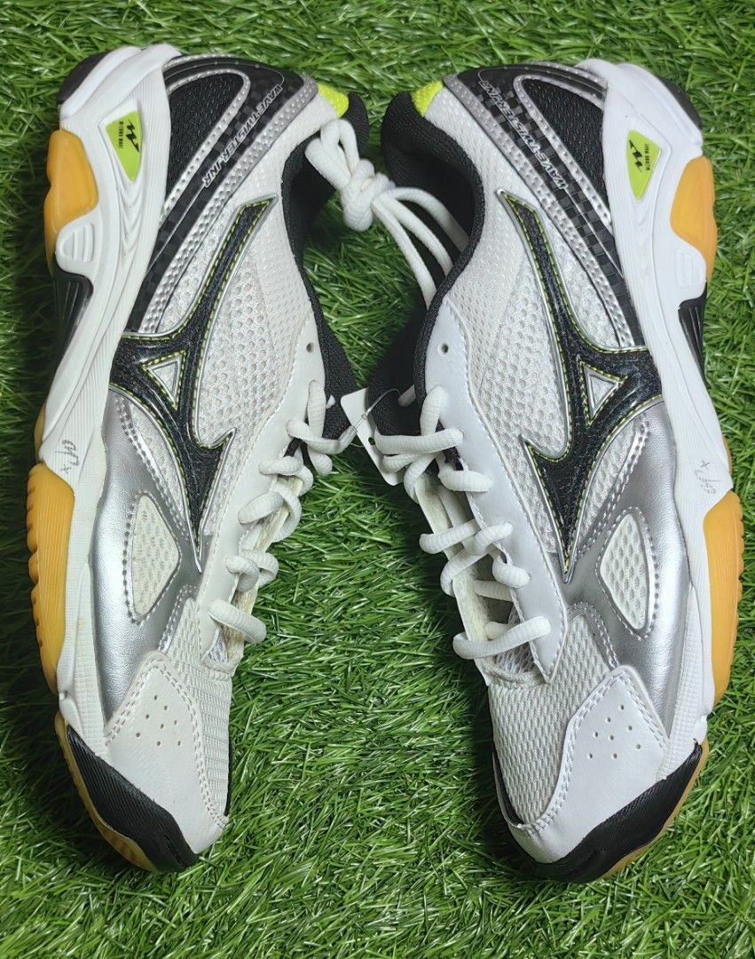 Mizuno wave online twister junior