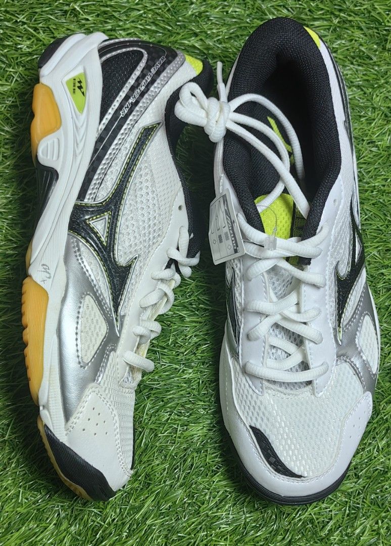 mizuno wave twister jr