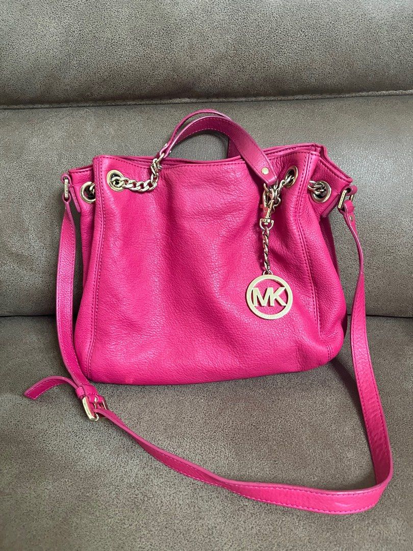 MK original bag (Category: Luxury Bags & Wallets) located in General Santos City (Dadiangas). Submitted by iampaulablancz (Listing ID 1281571918, Image 1). Description: Hot pink MK bag with sling.