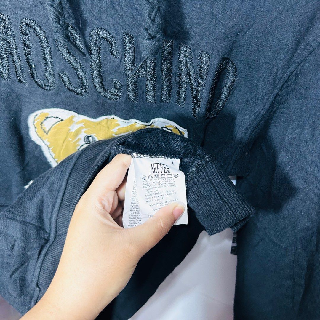 Moschino deals lion hoodie