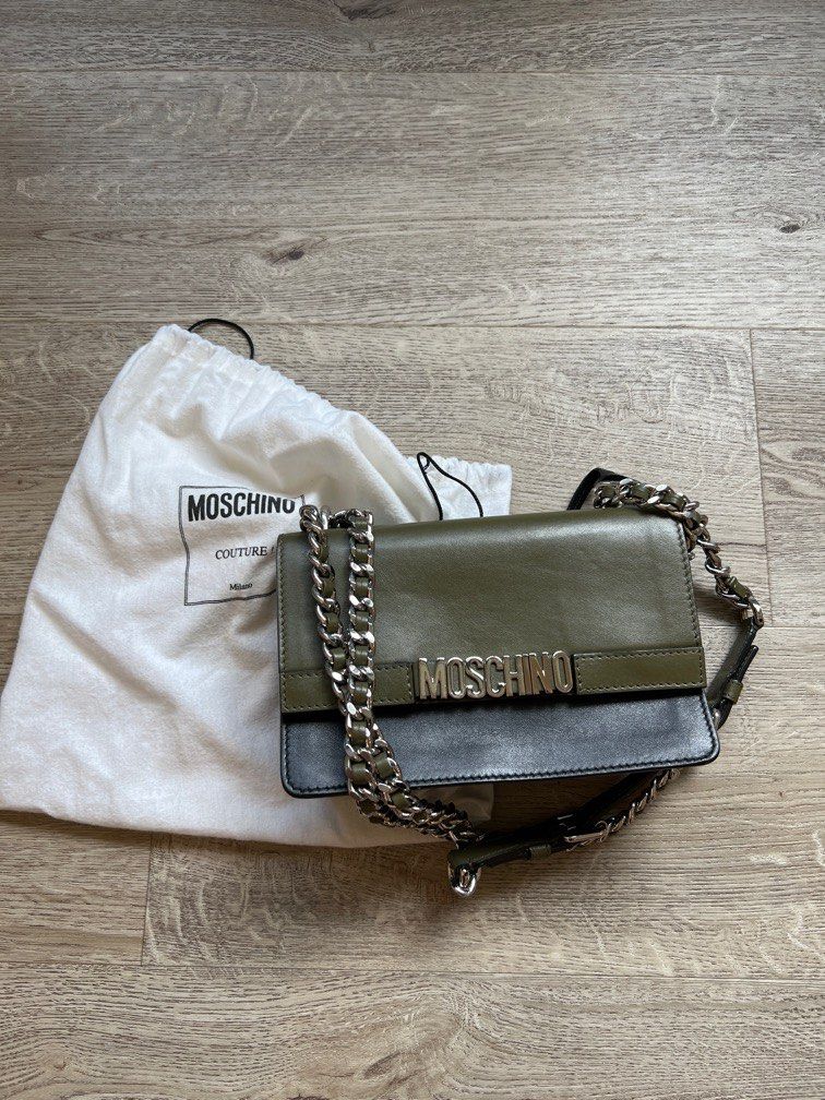 Moschino shoulder box bag