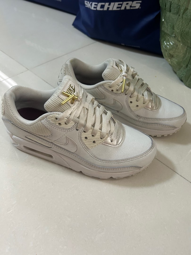 Nike Air Max Women s Fashion Footwear Sneakers on Carousell